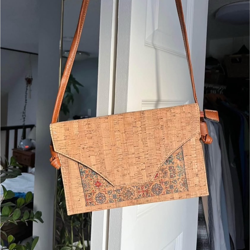 Handmade cork purse - purchased from Portugal!! 🇵🇹 ❤️